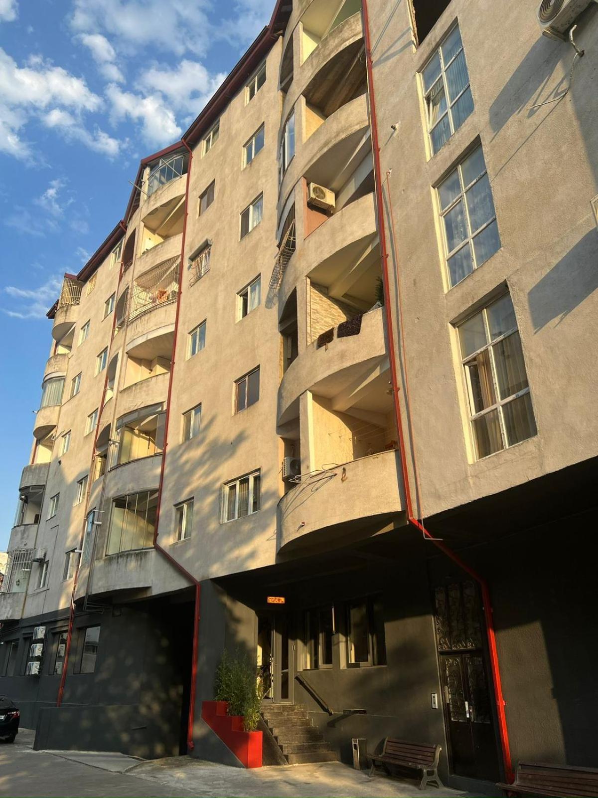 Rotel Koutaïssi Extérieur photo