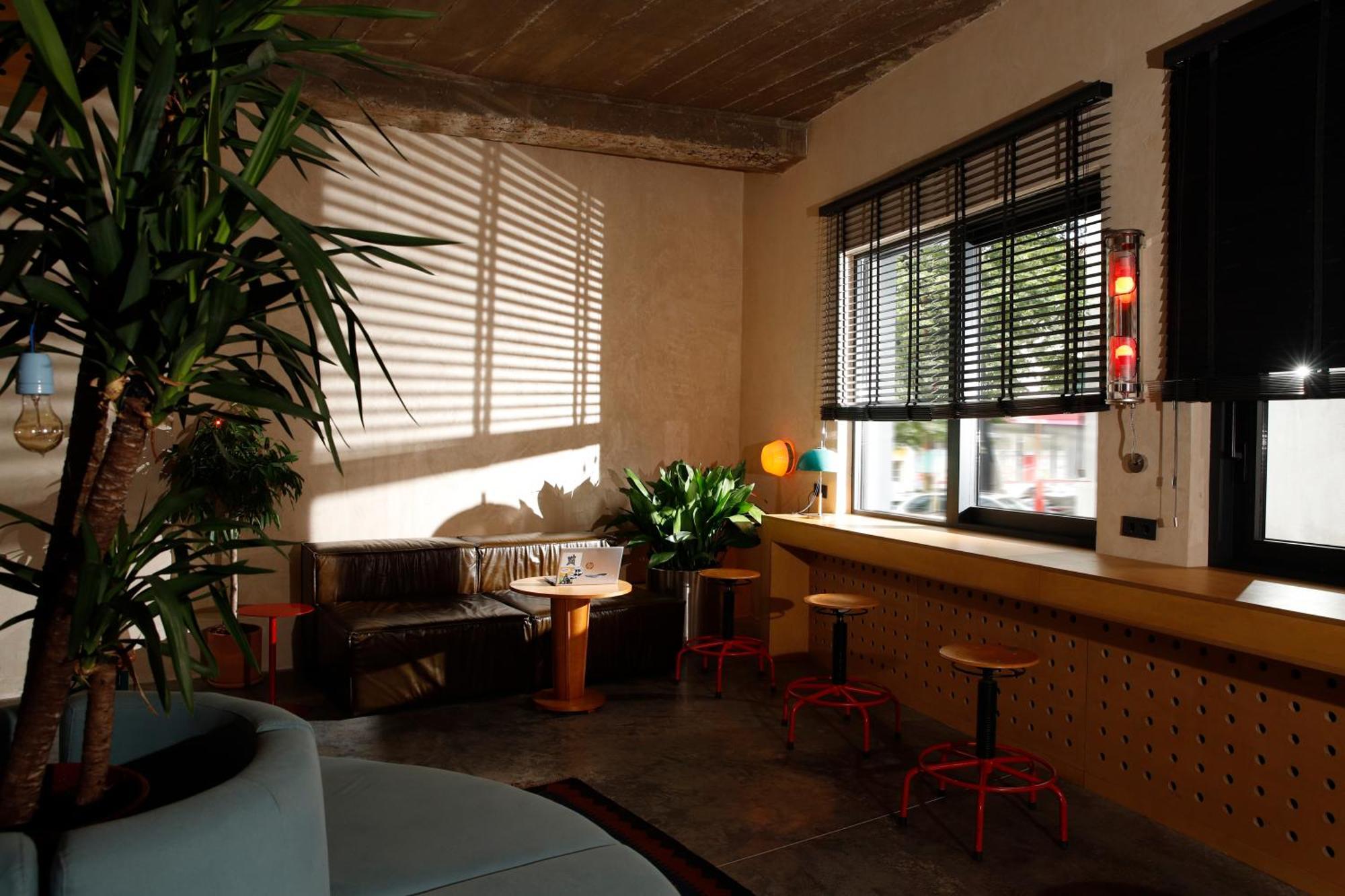 Rotel Koutaïssi Extérieur photo